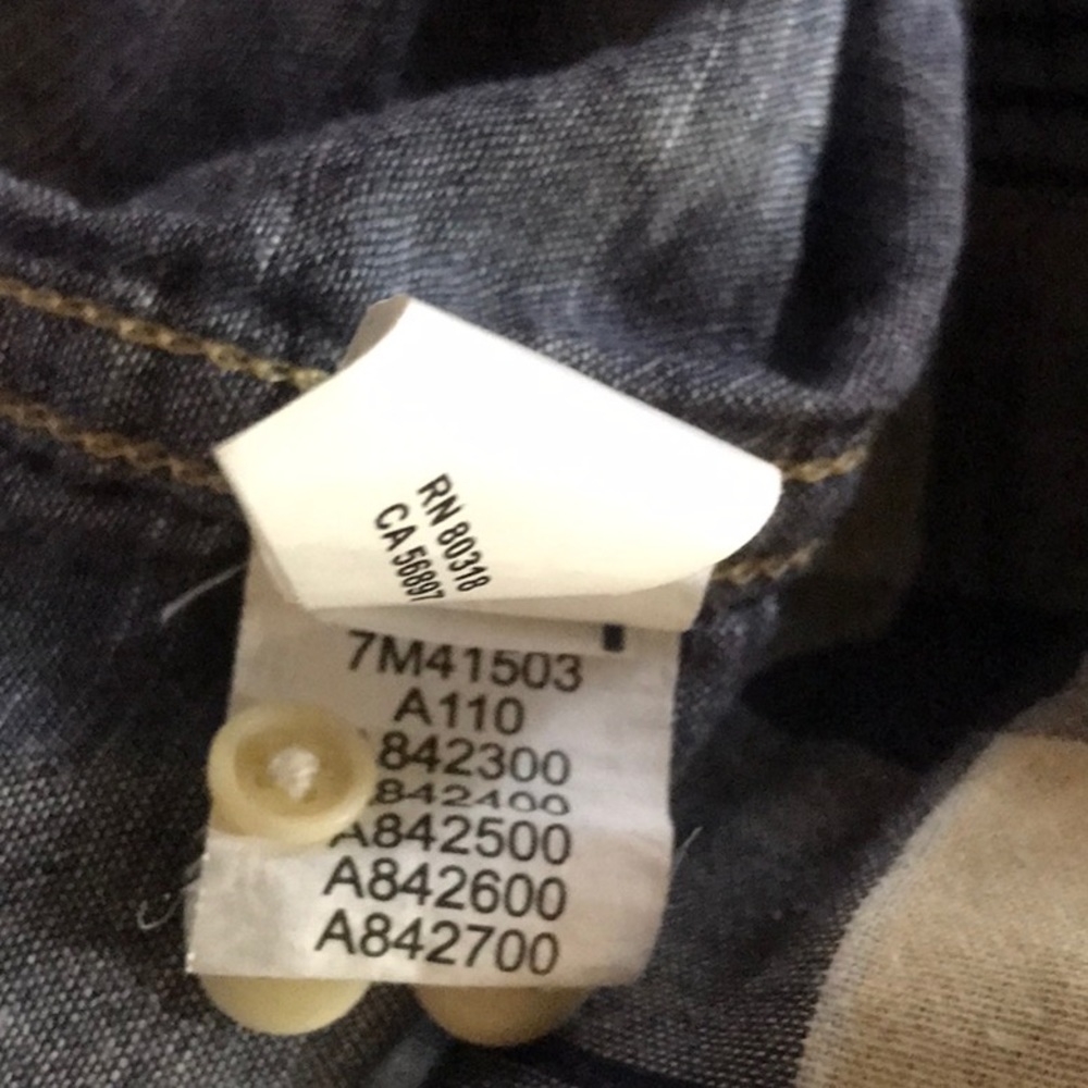 Lucky button down - Picture 4 of 4